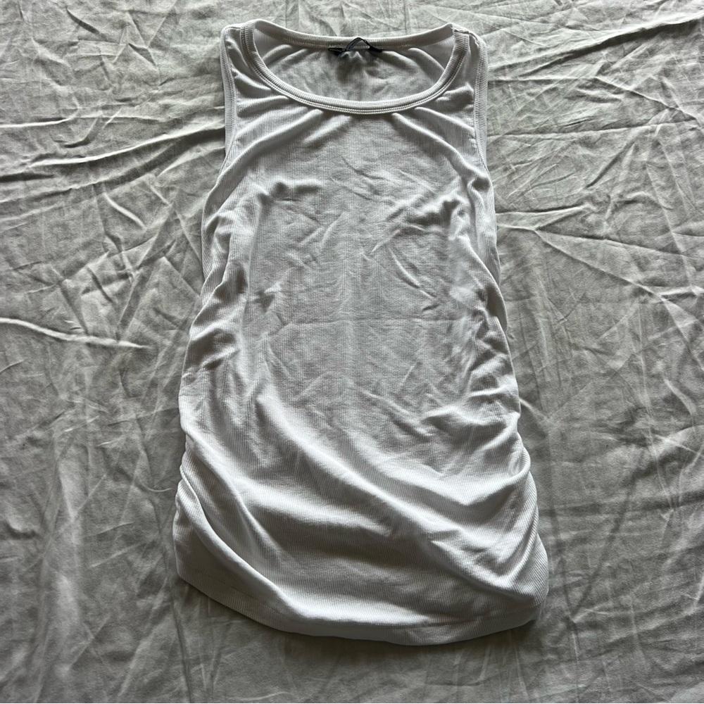 Elegant White Sleeveless Tank Top